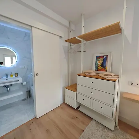 Tomas Paredes, Vigo, 3 Appartement Vigo