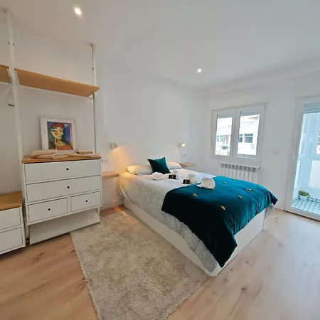 Tomas Paredes, Vigo, 3 비고